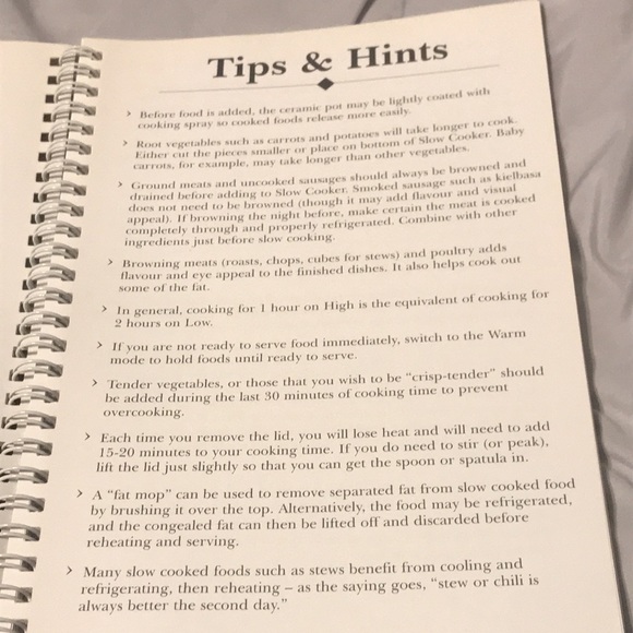 Cuisinart Slow Cooker Cookbook 2 Languages - Picture 5 of 8